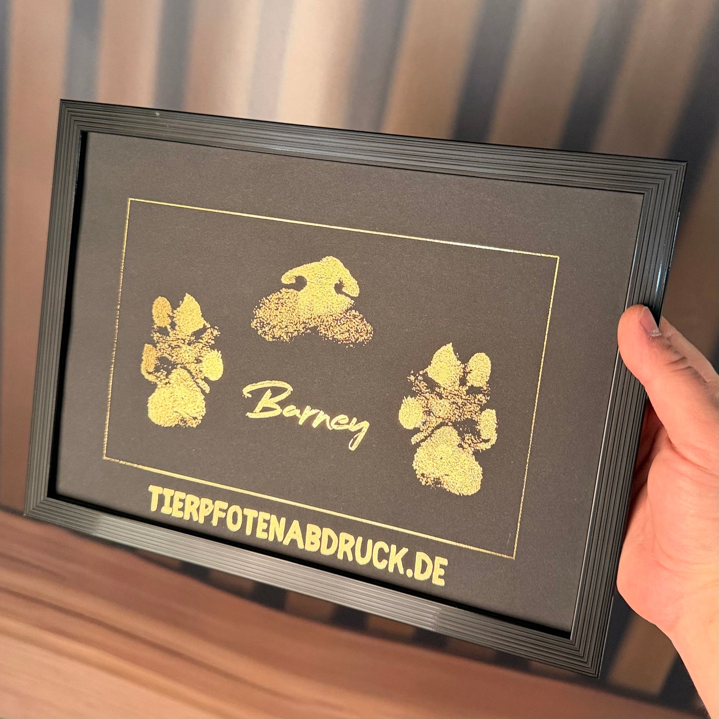 Reflektierender Pfotenabdruck oder Nasenabdruck